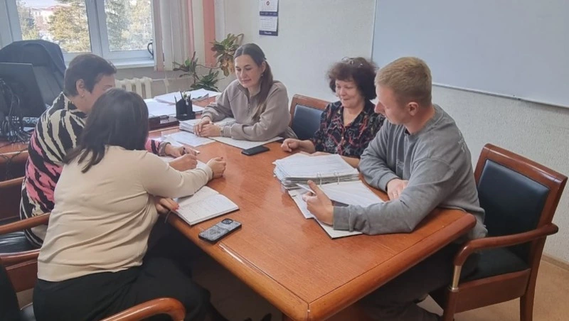 Больше пяти километров труб починят за три года в Анивском районе