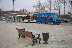 О новой схеме движения ряда автобусов в Южно-Сахалинске рассказал Сергей Надсадин