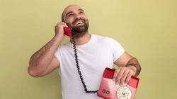 «Але, это капитан полиции»: иностранные мошенники позвонили журналисту на Сахалин