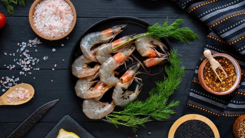 Больше 1500 сетов реализовали в рамках гастромарафона «Дары морей» в Южно-Сахалинске