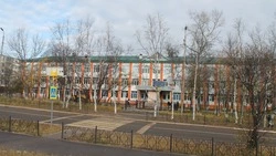 Часть учеников охинской школы № 5 отправят в первую смену после жалоб родителей