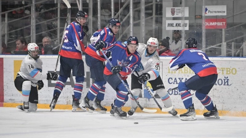 «Сахалинские Акулы» уступили белорусскому клубу «Динамо-Шинник»