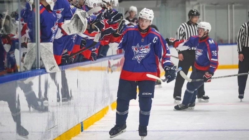 «Сахалинские акулы» проведут игру с «Красной Армией» в рамках подготовки к МХЛ 