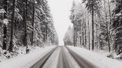 Ряд дорог на Сахалине открыли для движения на фоне ослабевающего циклона