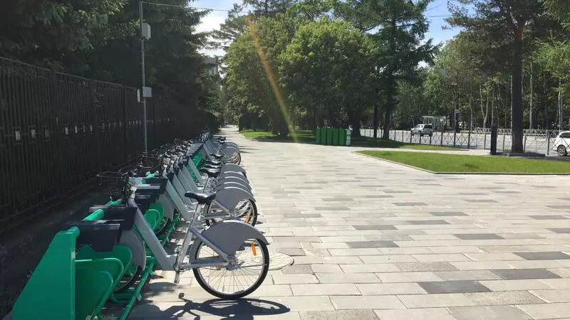 В Южно-Сахалинске открылся прокат электровелосипедов