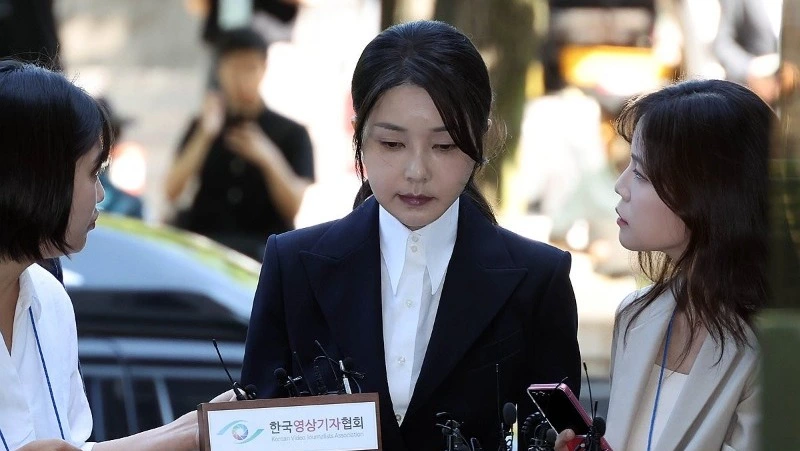 Вслед за мужем в Южной Корее арестовали жену экс-президента  Юн Сок Ёля