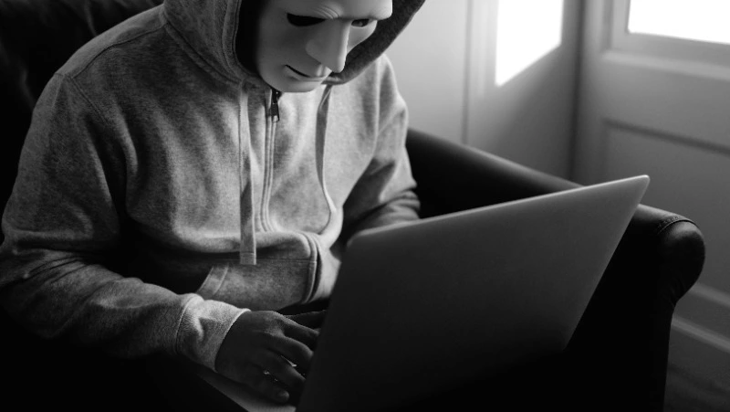 Мэра Невельска взломали мошенники в социальной сети «Одноклассники» 