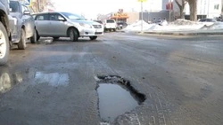 В «Сахдормониторинге» оцифровывают ямы на дорогах, которые обещают устранить к началу лета