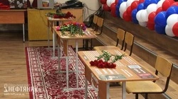 «Парты героев» открыли в школе № 7 в Охе