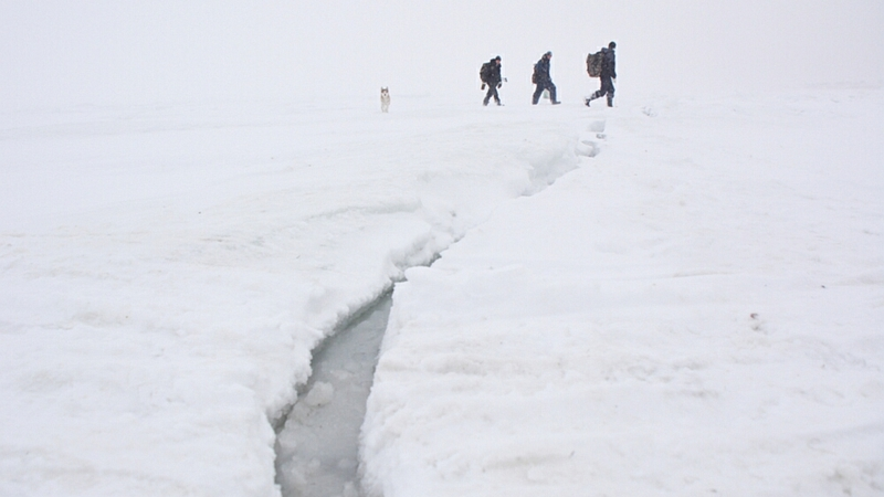 У юго-восточного побережья Сахалина разрушаются остатки припая