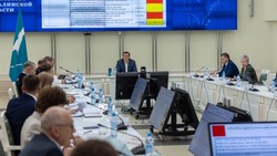 Губернатор Валерий Лимаренко поставил ремонт дворов в Курильском районе на особый контроль