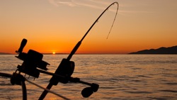 Суд в Аниве приговорил троих рыбаков к штрафу 20 тысяч рублей за браконьерство