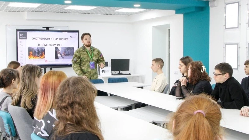 Общество «Знание» запустило проект «Знание.Безопасность» для учащихся и пенсионеров с Сахалина