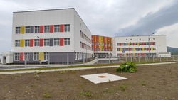 Установку нового оборудования начали в новой школе на 400 мест на Итурупе
