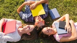 «Стартап за партой»: сахалинских школьников пригласили в «Артек» 