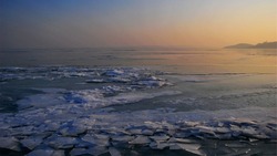 Жителям Сахалина назвали безопасный участок для зимней рыбалки 15 февраля
