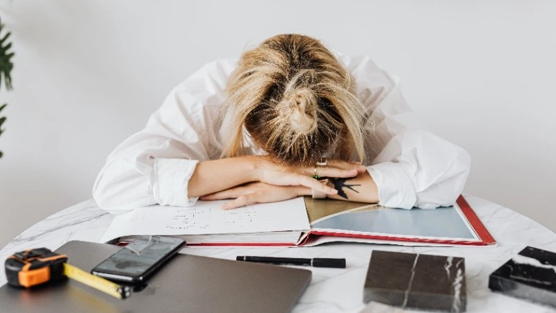 Названы профессии, которым сложнее всего найти работу на Сахалине