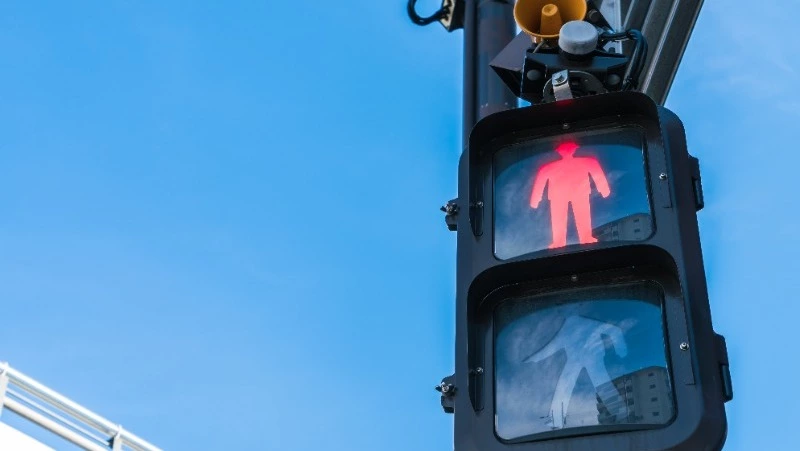 «Умный» светофор установят на перекрестке Победы — Ленина в Южно-Сахалинске 