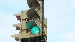 Два адаптивных светофора установят на загруженных перекрестках в Южно-Сахалинске