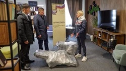 Семья с Сахалина передаст коляски ребенку с ограниченными возможностями в ДНР