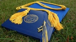 Жительница Сахалина купила несуществующий диплом у мошенницы из Благовещенска