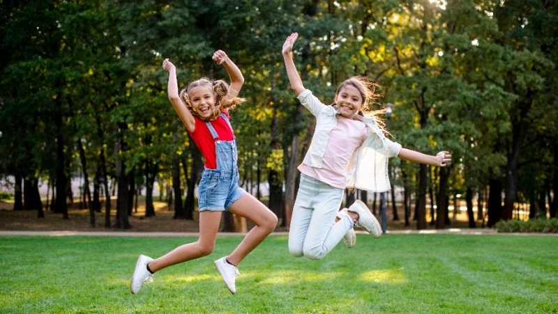 Лагерь и работа: чем дети займутся в летние каникулы на Сахалине