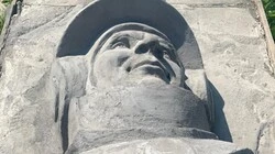 На Сахалине отреставрировали снесенный памятник Гагарину. ФОТО