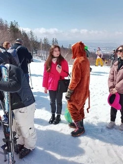 «Горный воздух» временно оккупировали инопланетяне и обнаженные индейцы