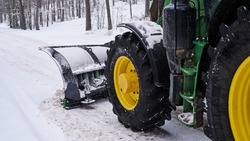 Улицы Южно-Сахалинска очистили от 1819 кубометров снега в ночь на 13 февраля