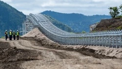 Крупногабаритиный груз для строительства угольного конвейера доставят в Шахтерск