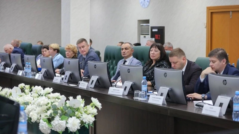 Транспортную доступность и ремонт дорог обсудили в Сахалинской облдуме