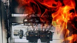 Пожарные потушили электрический щиток в одном из домов Южно-Сахалинска 14 июня