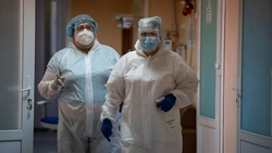 «Крик о помощи»: сахалинский врач прокомментировала обращение медиков к антипрививочникам