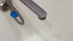 «Каждый год боремся!» Без воды остались жители столицы Сахалина