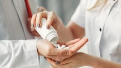  Валерий Лимаренко поставил задачу — купить лекарства каждому человеку, который получил рецепт