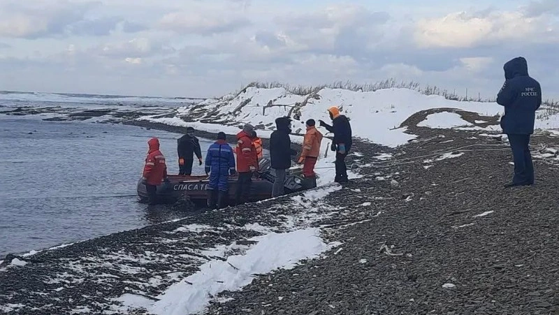 Спасатели эвакуировали всех моряков с аварийного судна An Yang 2 в Невельске