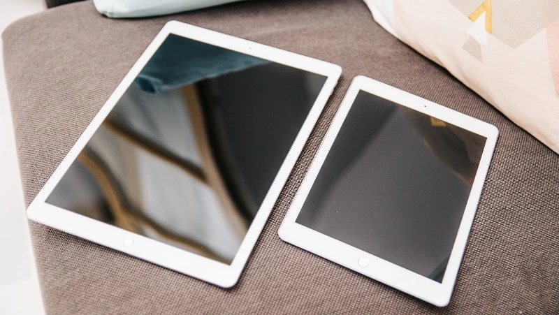 Молодой мошенник из Корсакова «купил» планшеты в рассрочку у знакомой