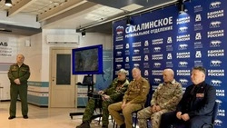Сахалинские ветераны Афганистана встретились с молодежью в штабе «Единой России»