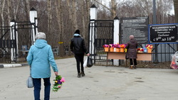 В экс-столице Сахалина собирают деньги на дорогу до кладбища