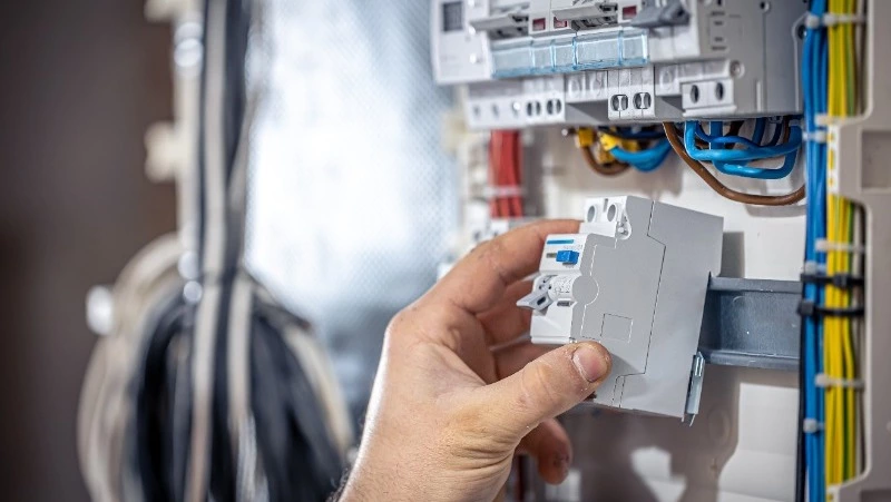 В День народного единства в Хомутово и Воскресеновке отключат электричество