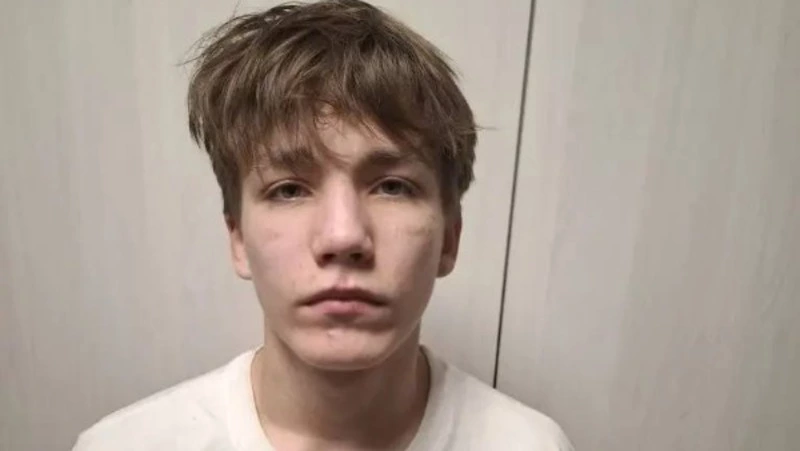 В Южно-Сахалинске пропал 13-летний подросток с татуировкой креста