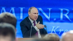 «Необходимо и дальше повышать эффективность работы»: Владимир Путин дал указания сотрудникам МВД
