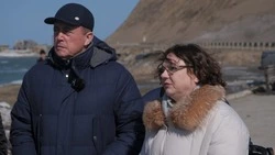 Более 50 подъездов и 40 дворов отремонтируют в Томаринском районе в 2024 году