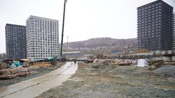 Валерий Лимаренко проверил ход строительства детсада на 290 мест в «Уюн парке» Южно-Сахалинска