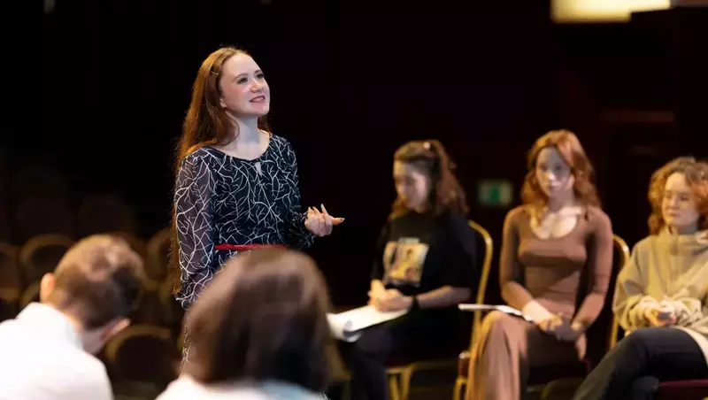 Сахалинские подростки могут пройти онлайн-отбор в ГИТИС  