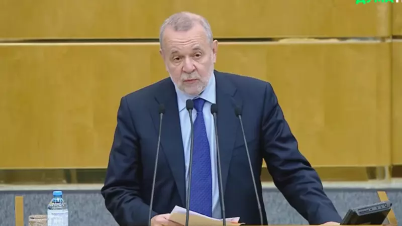 Глава Пенсионного фонда пообещал больше не строить дворцы