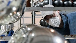 ВЦИОМ: семь из десяти россиян считают труд рабочего престижным