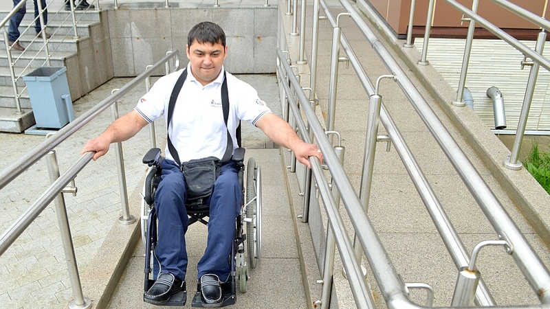 Инвалидов Южно-Сахалинска переселяют в удобное жилье