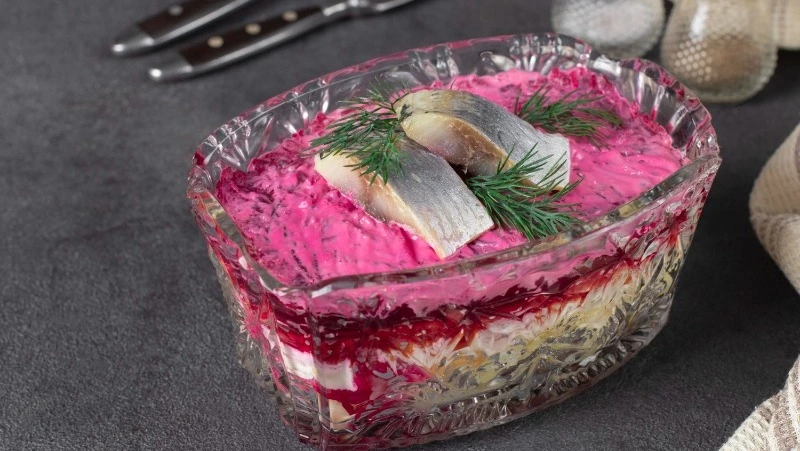  Селедка под шубой: сахалинцам рассказали, как приготовить классику новогоднего стола