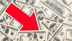 Курс доллара на Московской бирже опустился ниже 90 рублей впервые за 4 месяца
